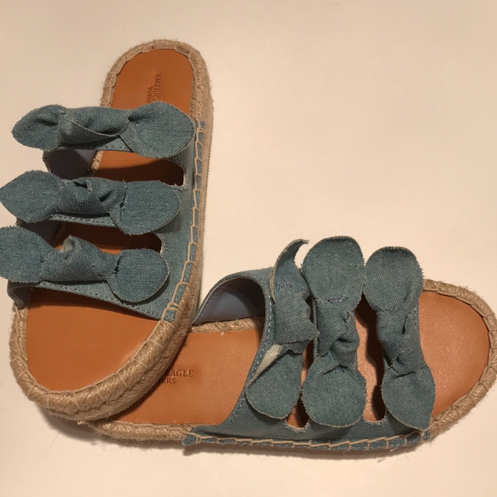 NWT American eagle denim bow wedge sandals 7 - Picture 3 of 12
